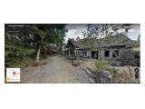 RUMAH 1/2 JADI
